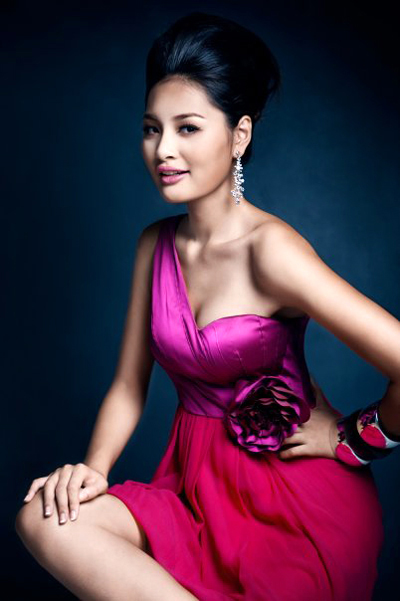 Hương Giang đang đứng trước cơ hội lớn với Miss Grand Slam 2009.